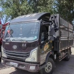 重汽豪曼的豪曼 H3 载货车，拥有 4.2 米长的货箱，且动力达到 143 马力，性能出众