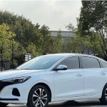 2020 款长安逸动 PLUS 搭载蓝鲸 NE 1.4T GDI 发动机及 DCT 变速器的锋尚型