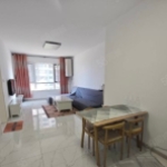 中华桥小学附近的勒泰家园有两室房屋出租或出售。屋内家具家电齐全，可直接拎包入住