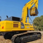 小松 450 挖掘机，现由小松品牌方进行低价转让