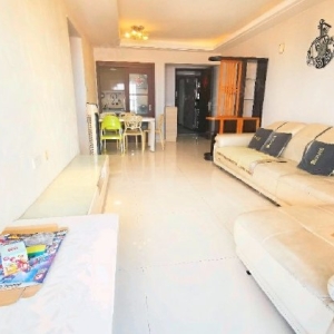 牛肉馆 餐饮店年租九万 带租约现铺