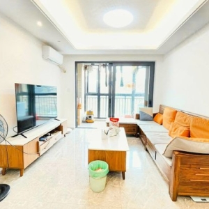 毕业季长租短租都可以，本人就是房东无需中介费，真实有效