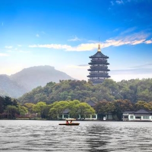 邂逅西湖与水乡古镇感悟福严寺宁静