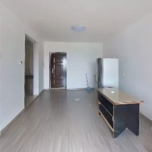 美的罗兰春天在万象汇一带，三居室，可进行贷款，邻接未来城和公园九里