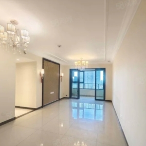 恒大翡翠华庭的房子，三室两厅一卫，可进行贷款