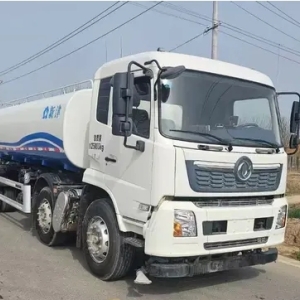 现出售二手中联后八轮洒水车