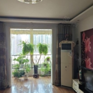 仁达嘉苑，三室两厅，精装修，达到拎包入住标准，看房随时