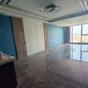 新推出的房源，位于美乐城环球中心，民水民电双气，精装修，朝北 80 平，大开间