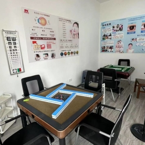 百花大街金丰裕园小区门口有店面正在转让，位置十分优越