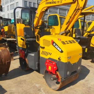 徐工推出迷你小型压路机，重 3 吨，型号 20，正以低价对外出售