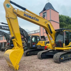 小松 200 挖掘机降价优惠来袭！质保一年，且包运输