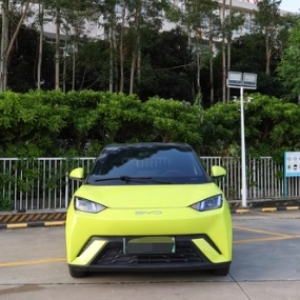 2023 款比亚迪海鸥活力版，23 年上牌，非营运车辆，现位于广州