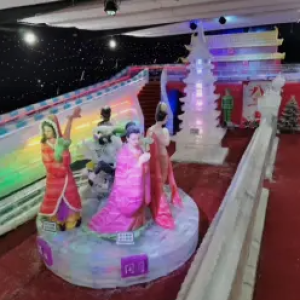 冰雕世界，艺术与欢乐的奇幻之旅