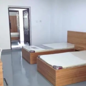 高开区双创科技园区公寓现对外出租。环境优美，设施齐全，为您提供舒适的居住体验