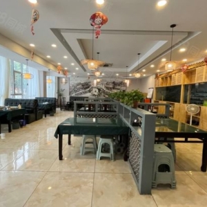 临漳有一精装修餐厅转让，位置知名且良好