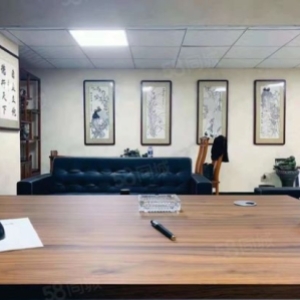 赵都华润有 70 平多套房源，带有家具和空调。临近稽山、鑫岭、恒隆、鹿城等地